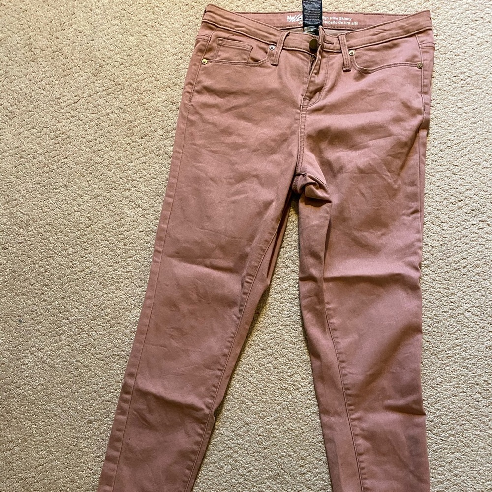 Skinny jeans